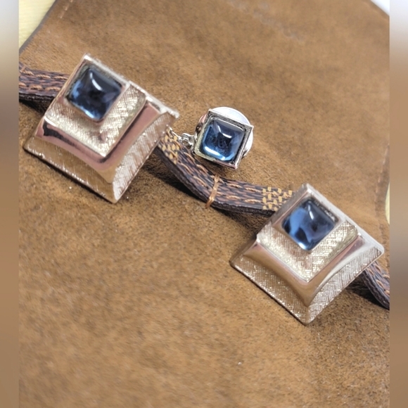 Louis Vuitton Damier Cufflink Case NWOT with COA, Dustbag & Box - Picture 11 of 15